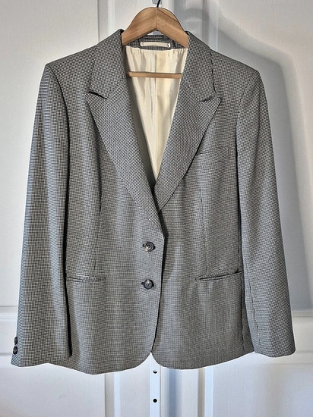 Aquascutum London Houndstooth Wool Blazer in Black & White